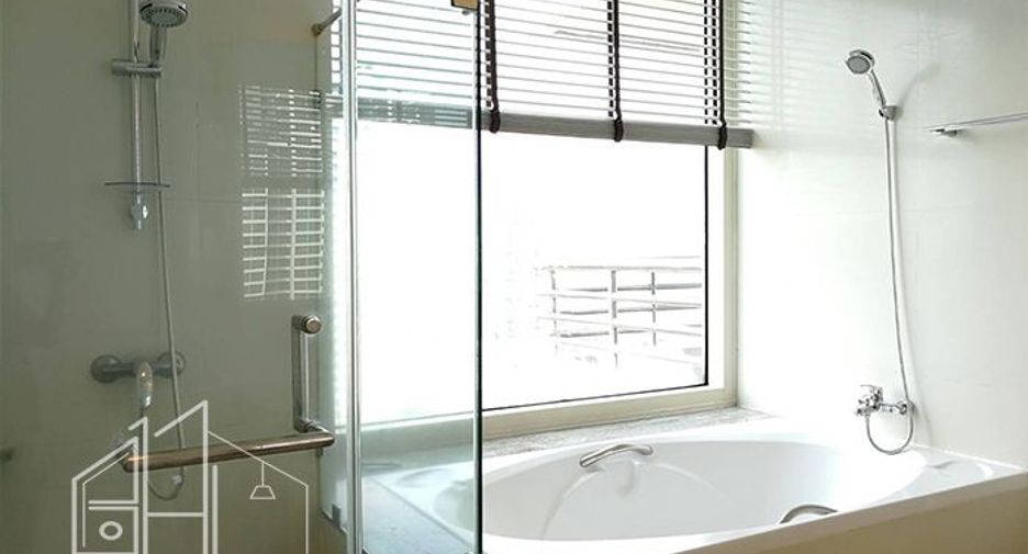 Wohnung zur Miete mit 3 Zimmer in Watthana, Bangkok