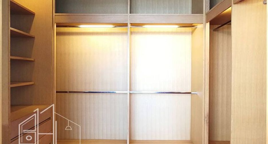 Wohnung zur Miete mit 3 Zimmer in Watthana, Bangkok