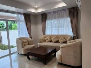 For rent 4 bedrooms house in Bang Khae, Bangkok