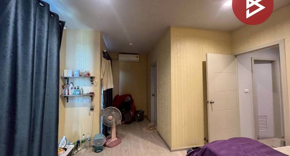 Reihenhaus zum Kauf mit 4 Zimmer in Mueang Chachoengsao, Chachoengsao