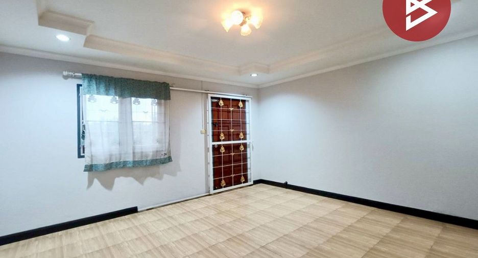 Продажа 4 спальни таунхаус в Mueang Ratchaburi, Ратбури