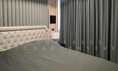 For sale 3 bedrooms condo in Bang Rak, Bangkok