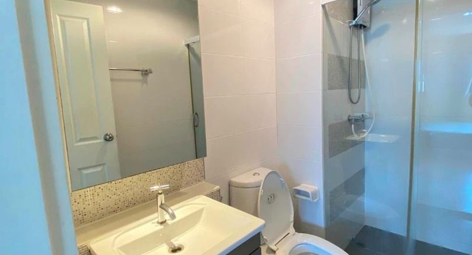 À louer 1 chambre condo à Phra Khanong, Bangkok