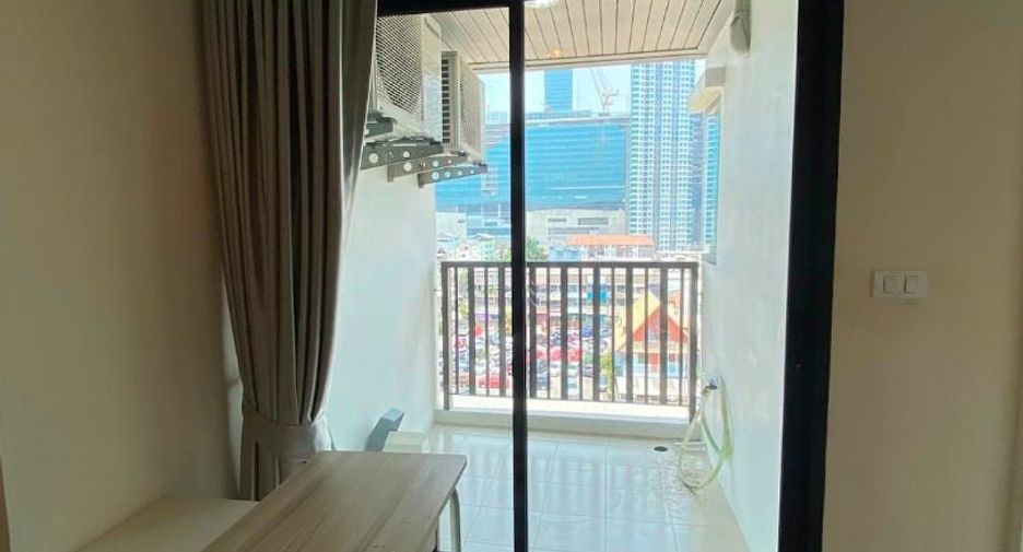 À louer 1 chambre condo à Phra Khanong, Bangkok