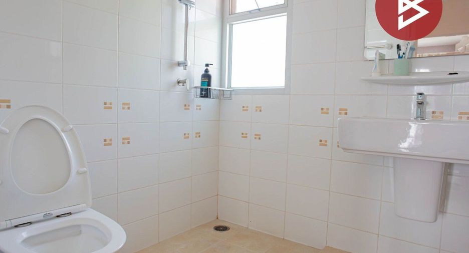 For sale 3 bedrooms house in Mueang Samut Prakan, Samut Prakan