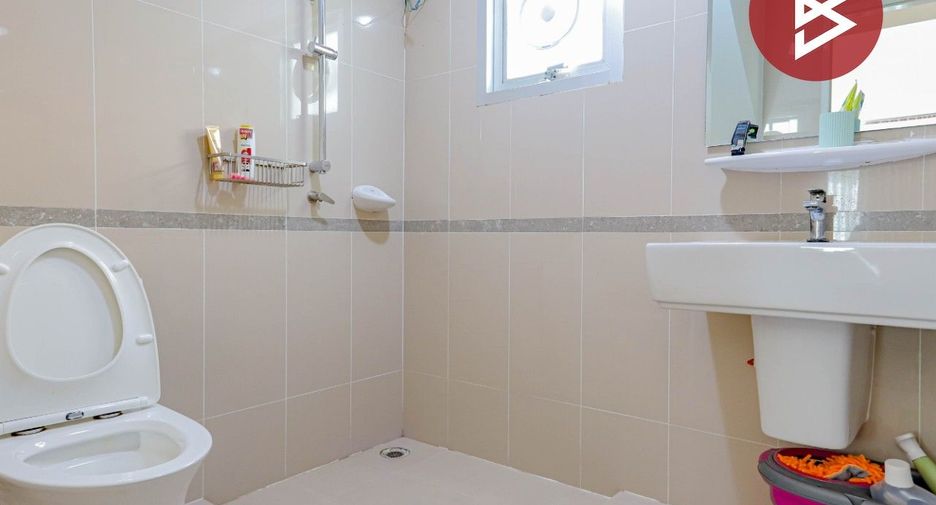 For sale 3 bedrooms house in Mueang Samut Prakan, Samut Prakan