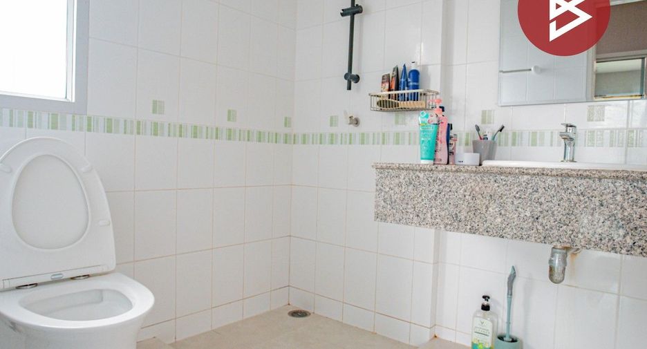 For sale 3 bedrooms house in Mueang Samut Prakan, Samut Prakan