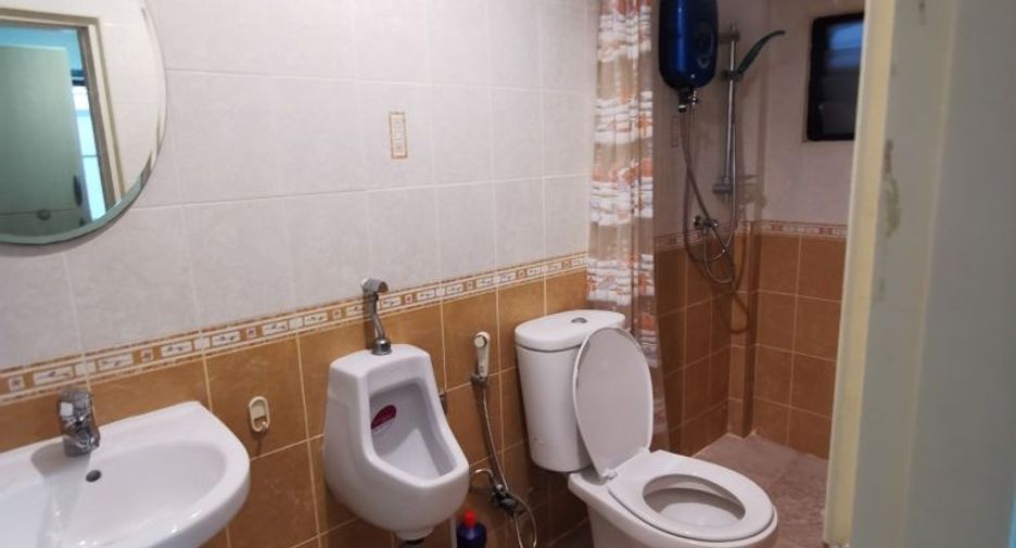 Haus zur Miete mit 3 Zimmer in Phaya Thai, Bangkok