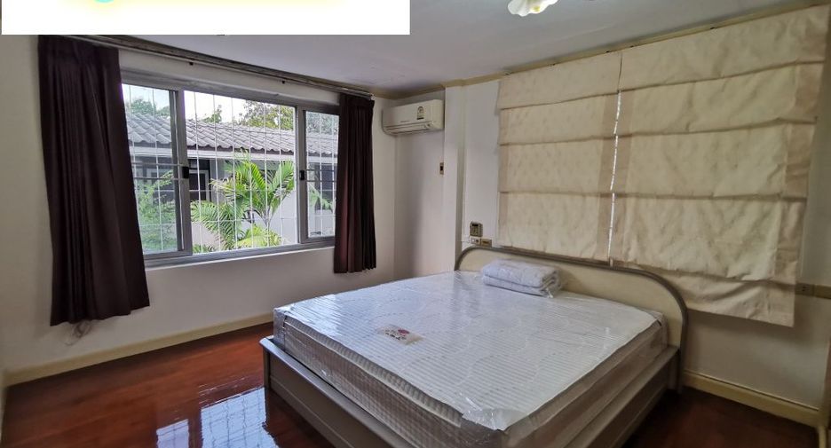 Haus zur Miete mit 3 Zimmer in Phaya Thai, Bangkok