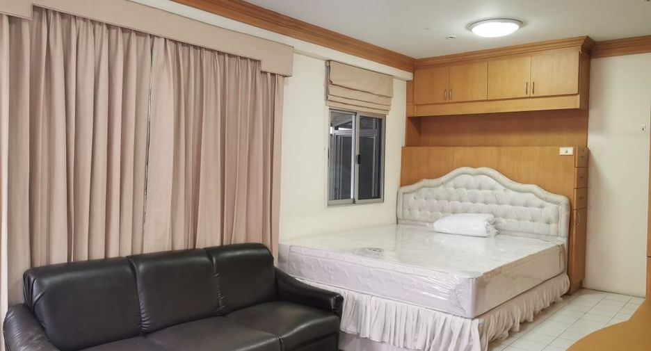 Haus zur Miete mit 3 Zimmer in Phaya Thai, Bangkok