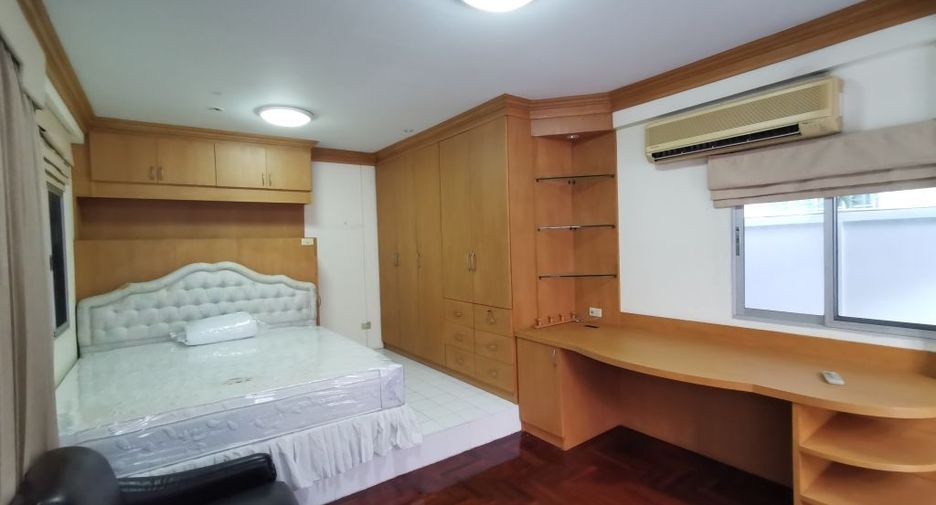 Haus zur Miete mit 3 Zimmer in Phaya Thai, Bangkok