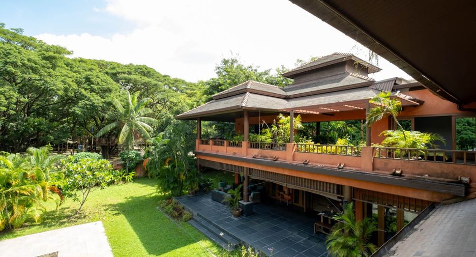 出售 7 卧室 独立屋 在 San Sai, Chiang Mai