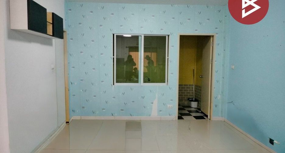 For sale 3 bedrooms townhouse in Mueang Chon Buri, Chonburi
