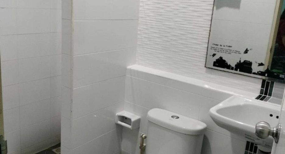 For sale 3 bedrooms townhouse in Mueang Chon Buri, Chonburi