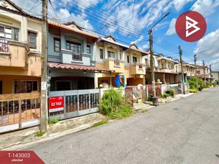 出售 2 卧室 联排别墅 在 Khlong Sam Wa, 曼谷