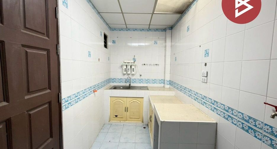 Продажа 2 спальни таунхаус в Кхлонг Сам Ща, Бангкок