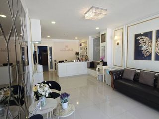 Casa adosada en alquiler y en venta de 2 habitaciones en Mueang Chiang Mai, Chiang Mai