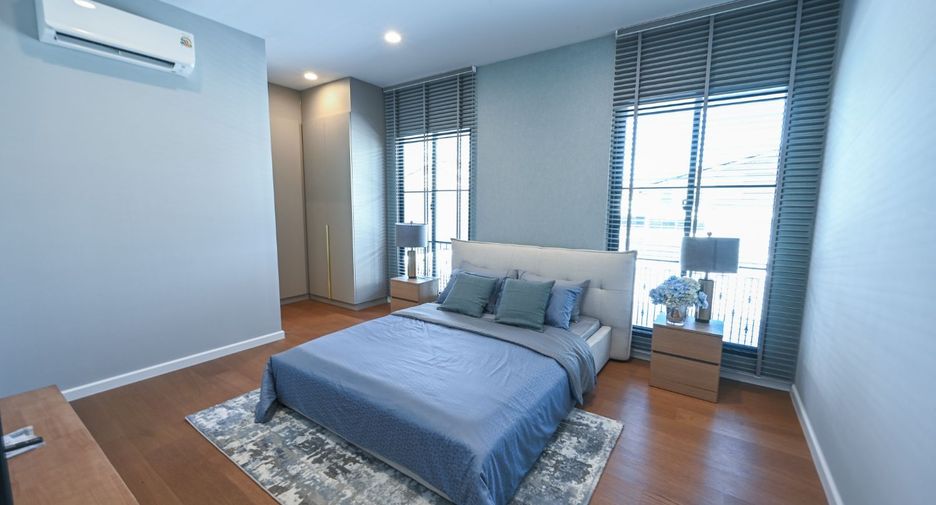 For rent 4 bedrooms house in Mueang Samut Prakan, Samut Prakan