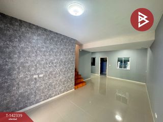 出售 3 卧室 联排别墅 在 Lat Krabang, 曼谷
