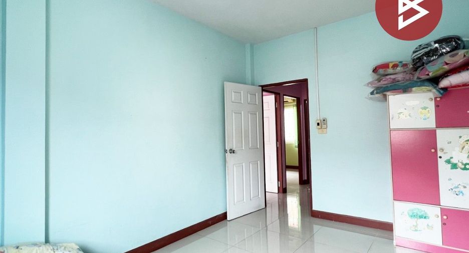 出售 3 卧室 联排别墅 在 Krathum Baen, Samut Sakhon