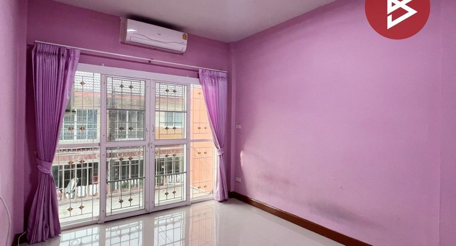 Продажа 3 спальни таунхаус в Krathum Baen, Самутсакхон