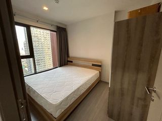À vendre 1 chambre condo à Huai Khwang, Bangkok