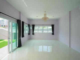 For rent 4 ベッドルーム villa in Bang Lamung, Chonburi