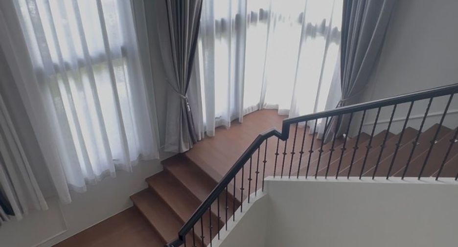 For sale 4 bedrooms house in East Pattaya, Pattaya