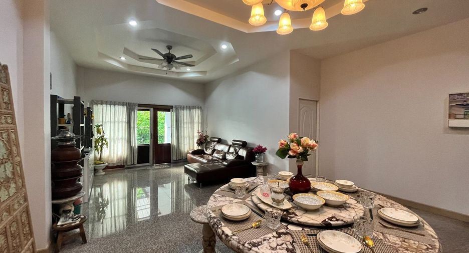 For rent 2 bedrooms house in Mueang Chiang Mai, Chiang Mai