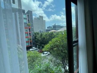 Condo en alquiler de 1 habitaciones en Phra Khanong, Bangkok