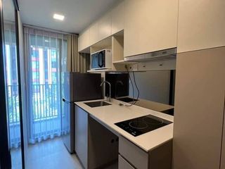 Condo en alquiler de 1 habitaciones en Phra Khanong, Bangkok