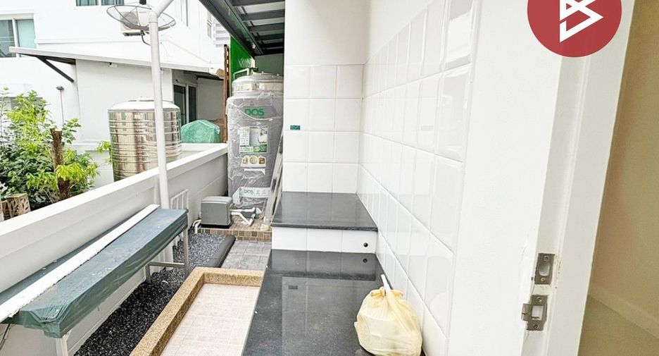Продажа 2 спальни дом в Лат Крабанг, Бангкок