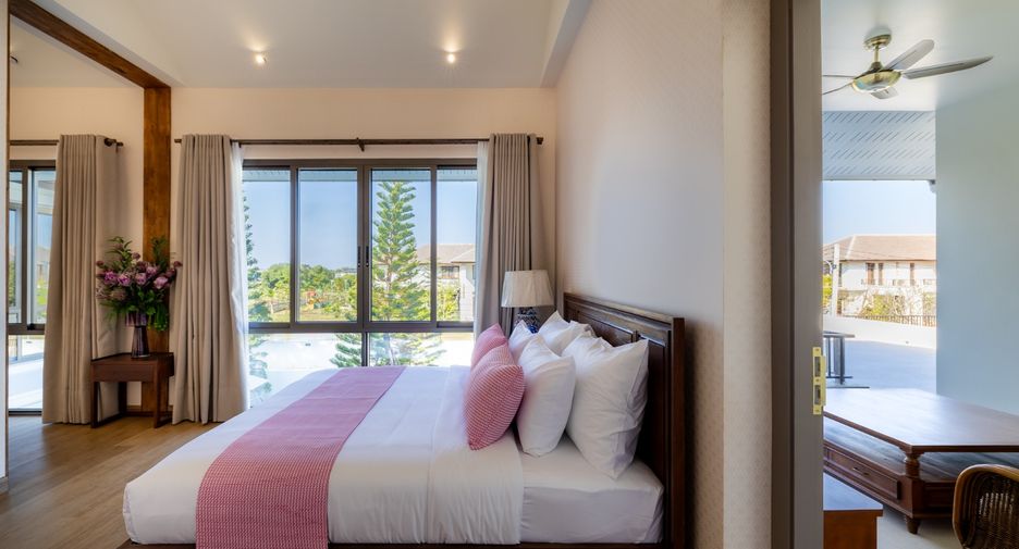 Casa en venta de 5 habitaciones en Saraphi, Chiang Mai