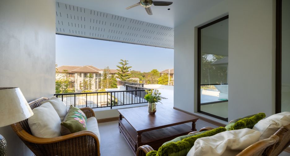 Casa en venta de 5 habitaciones en Saraphi, Chiang Mai