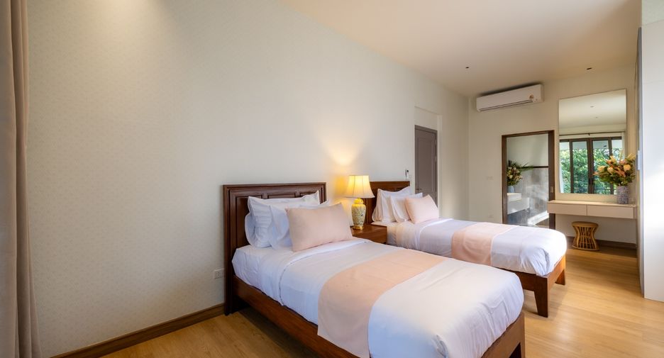 Casa en venta de 5 habitaciones en Saraphi, Chiang Mai