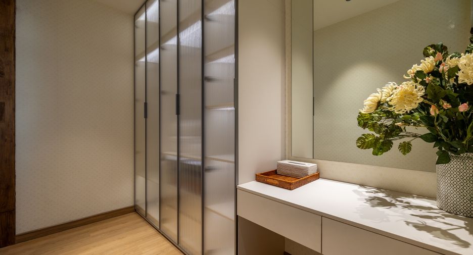 Casa en venta de 5 habitaciones en Saraphi, Chiang Mai