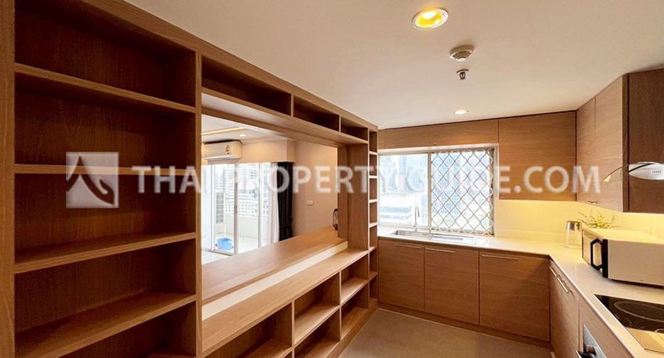 For rent 4 bedrooms condo in Khlong Toei, Bangkok