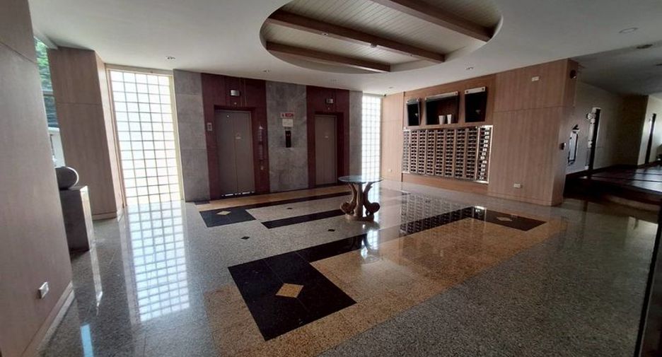 Condo en venta de 1 habitaciones en Si Racha, Chonburi