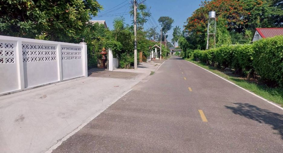 Casa en alquiler de 5 habitaciones en Saraphi, Chiang Mai