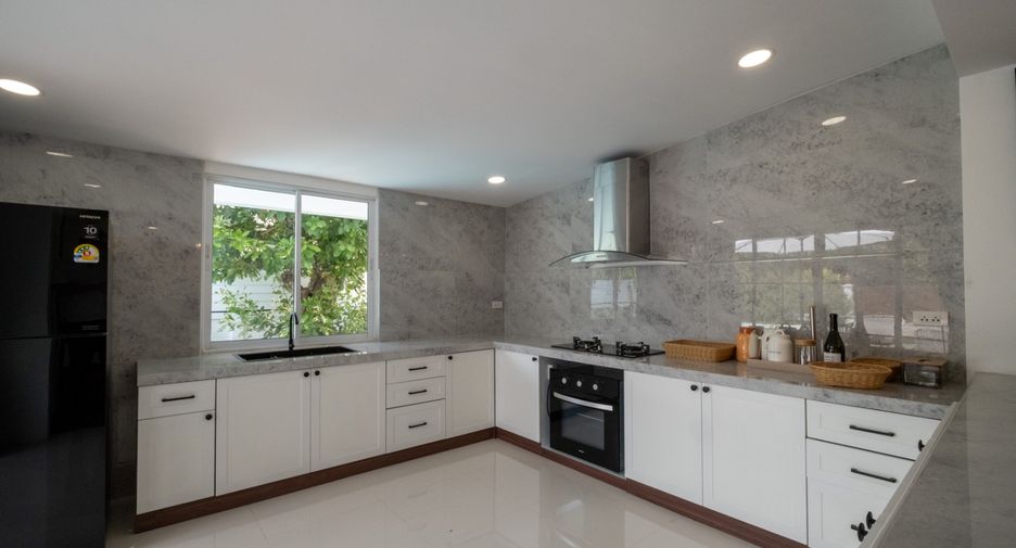 Haus zum Kauf mit 4 Zimmer in Mae Rim, Chiang Mai