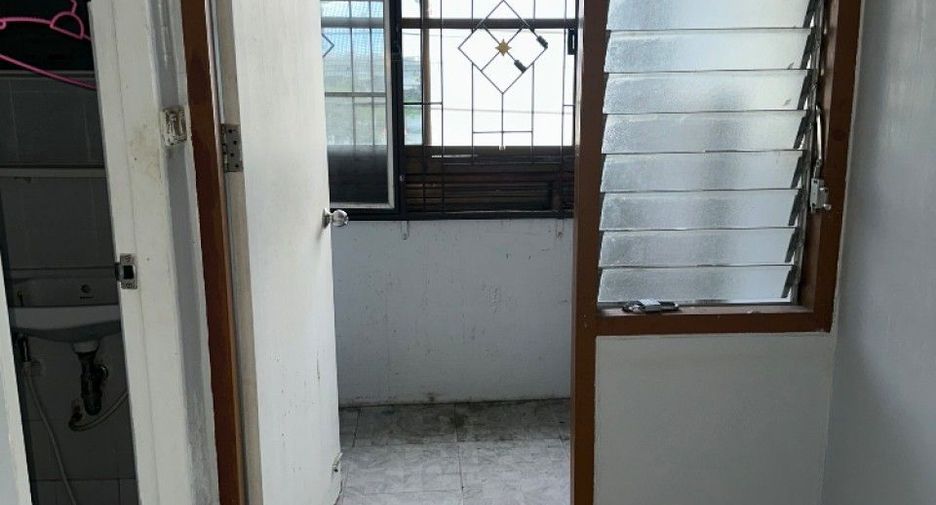 出售 2 卧室 公寓 在 Mueang Samut Prakan, Samut Prakan