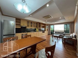 出租 2 卧室 公寓 在 Khlong Toei, 曼谷