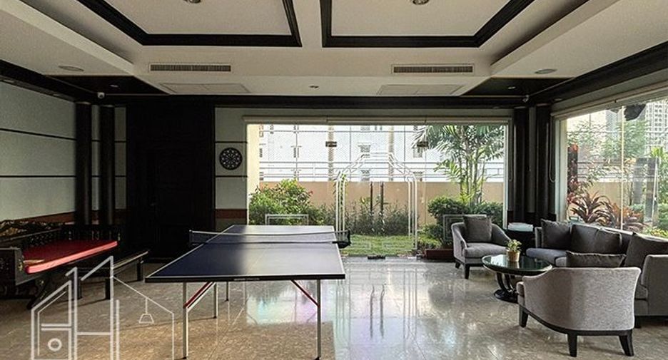 Wohnung zur Miete mit 2 Zimmer in Khlong Toei, Bangkok