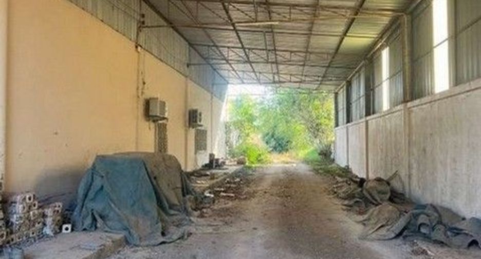 À vendre 1 chambre entrepôt à Mueang Kalasin, Kalasin