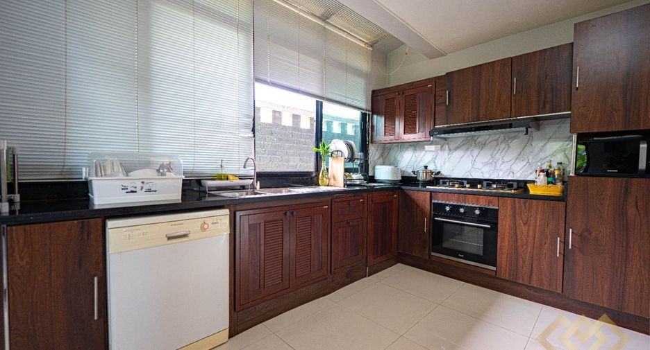 For sale 3 ベッドルーム house in East Pattaya, Pattaya