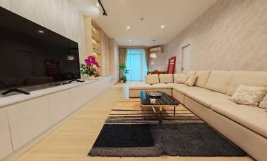 For rent 3 bedrooms condo in Sathon, Bangkok