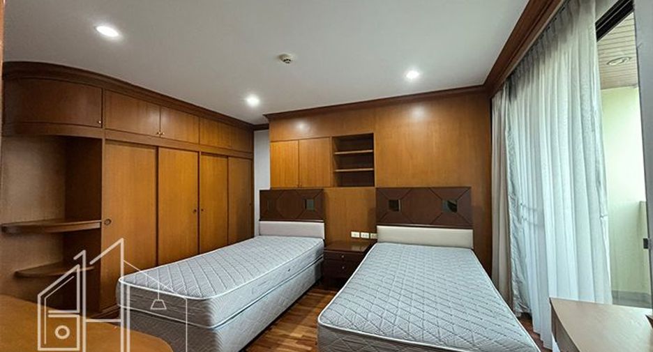 Wohnung zur Miete mit 3 Zimmer in Khlong Toei, Bangkok