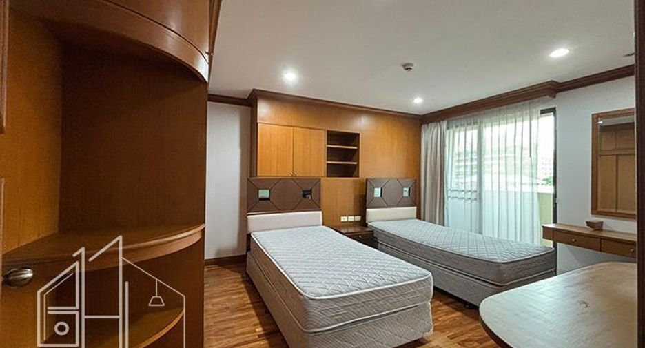 Wohnung zur Miete mit 3 Zimmer in Khlong Toei, Bangkok