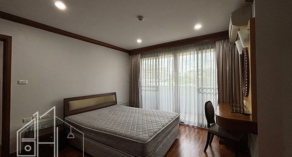 Wohnung zur Miete mit 3 Zimmer in Khlong Toei, Bangkok
