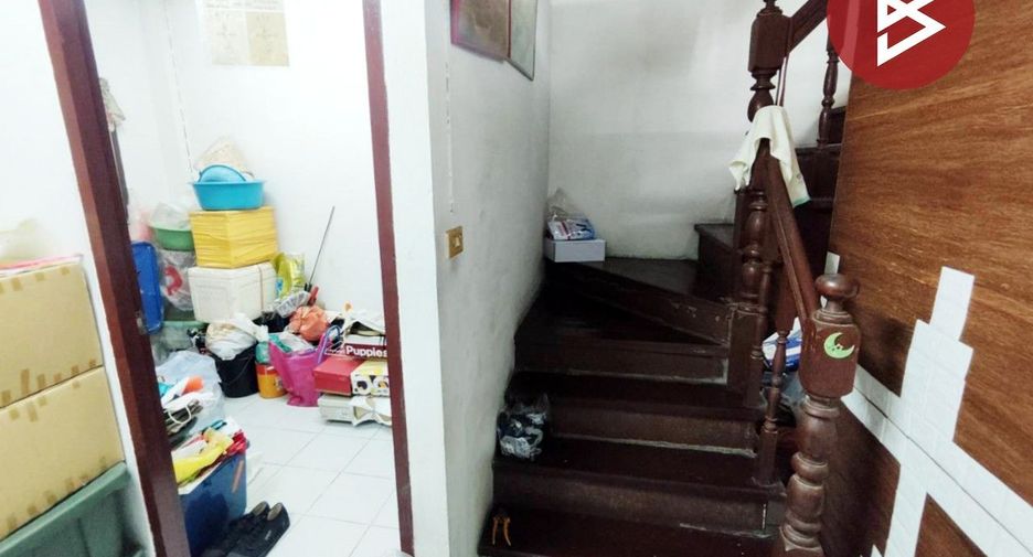 Reihenhaus zum Kauf mit 5 Zimmer in Nong Khaem, Bangkok